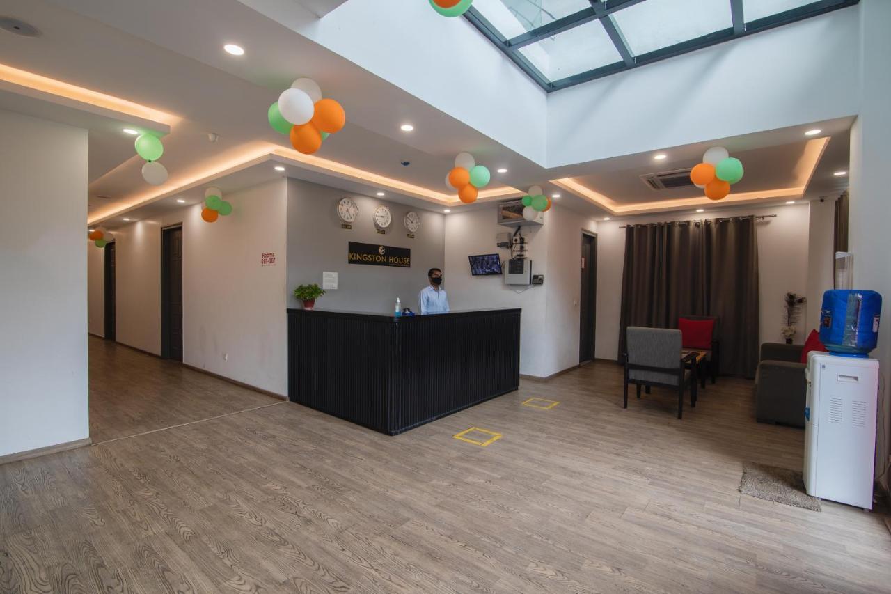 Hotel Kingston House Лакнау Екстериор снимка